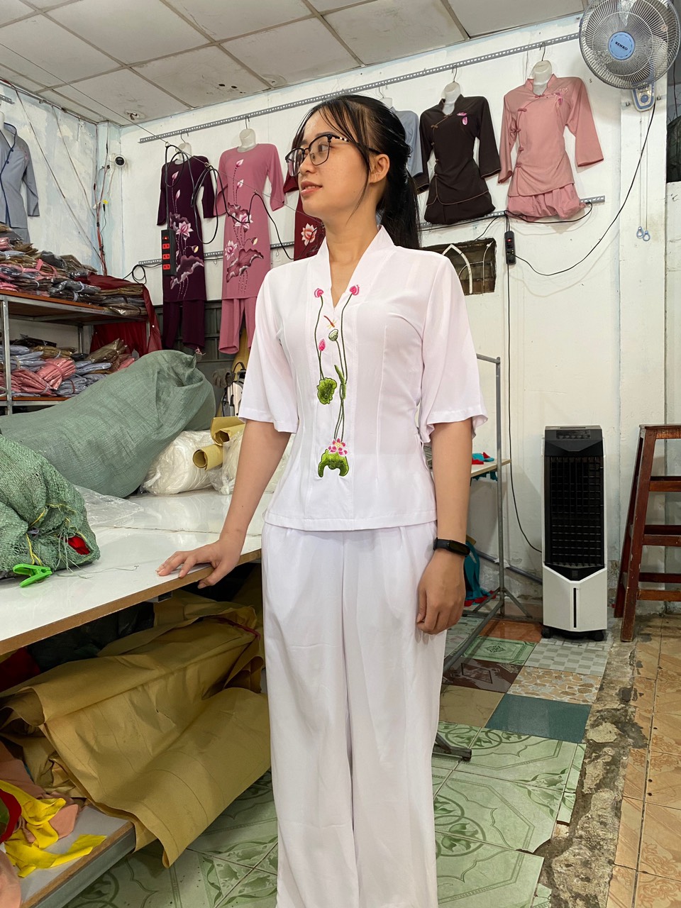 ĐỒ LAM NỮ ĐỒ ĐI CHÙA ĐỒ THỜI TRANG NỮ CHẤT LIỆU VẢI LỤA NGỌC CAO CẤP
