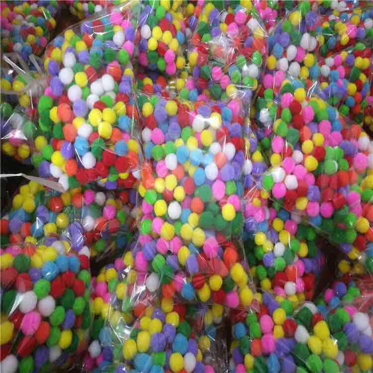 Hạt pom pom