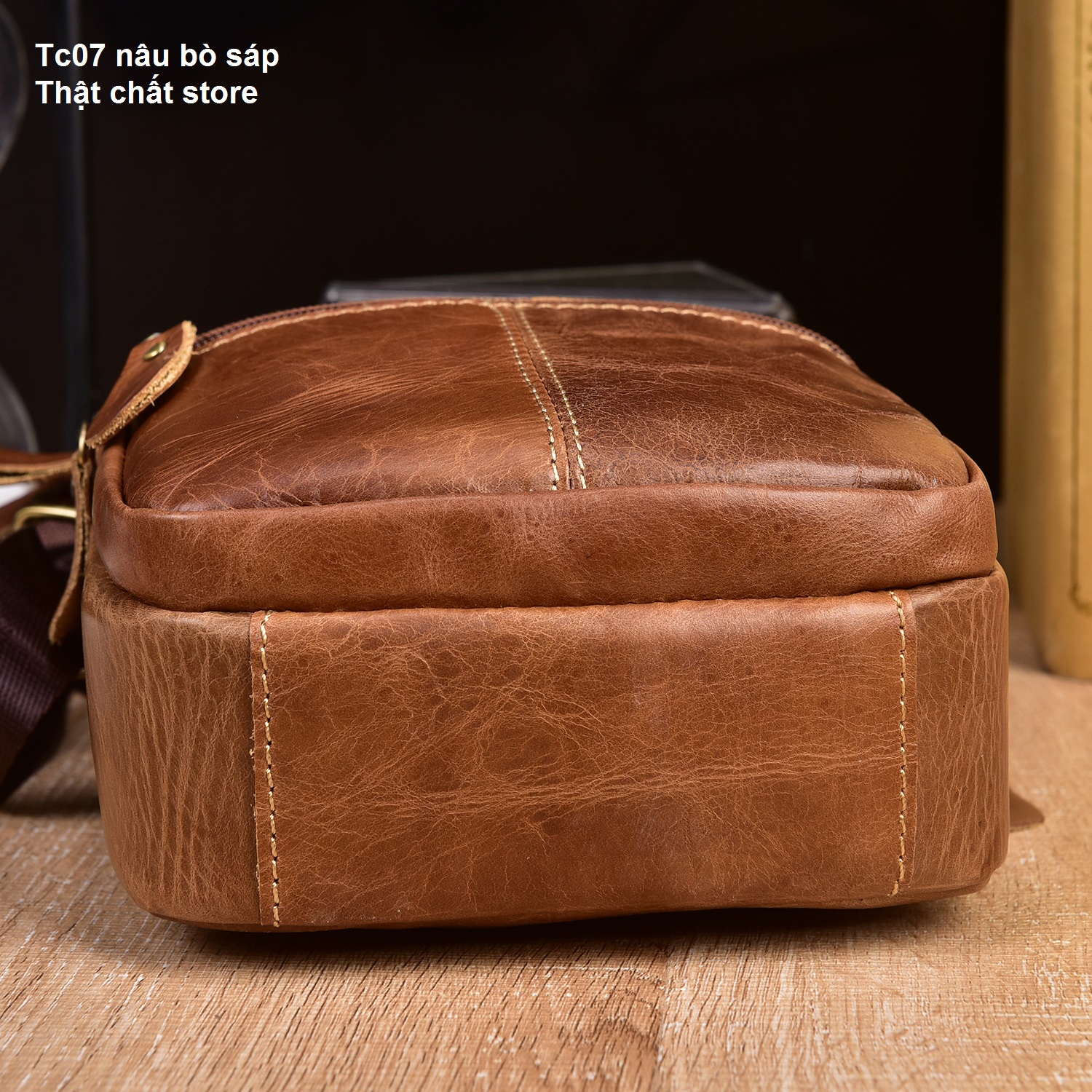 Túi đeo da bò sáp dầu mã TC07 thathchatstore
