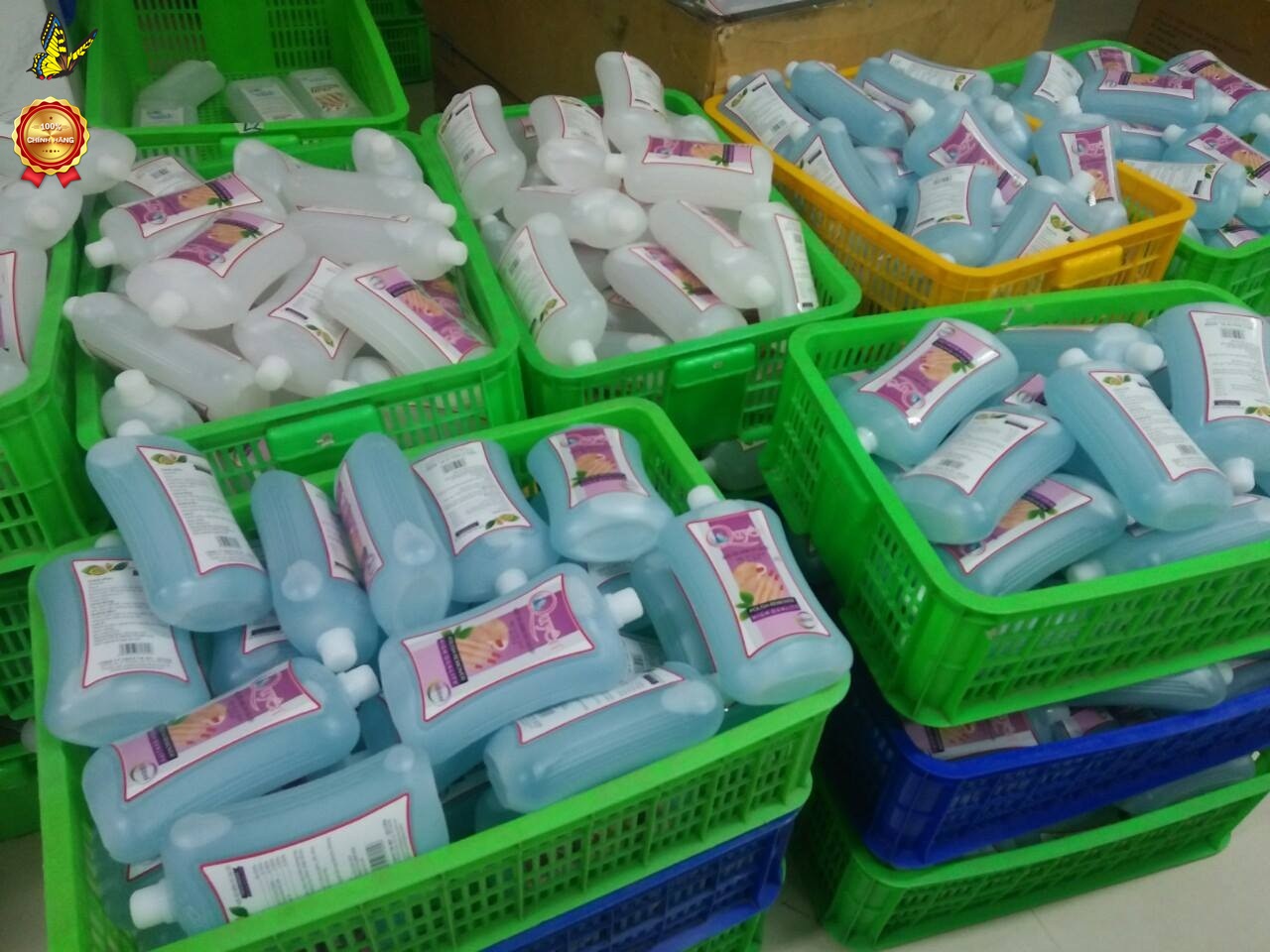 nước rửa móng tay aceton Quyên 125ml