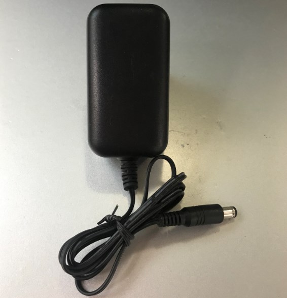 Sạc. Nguồn .Nguồn 12V 1.5A đi kèm các modem và thiết bị mạng, hàng chính hãng chất lượng cao, có nhiều loại, ngoại hình có thể thay đổi tùy theo đợt hàng nhưng đều là nguồn chuẩn, cam kết chất lượng, shop giao ngẩu nhiên