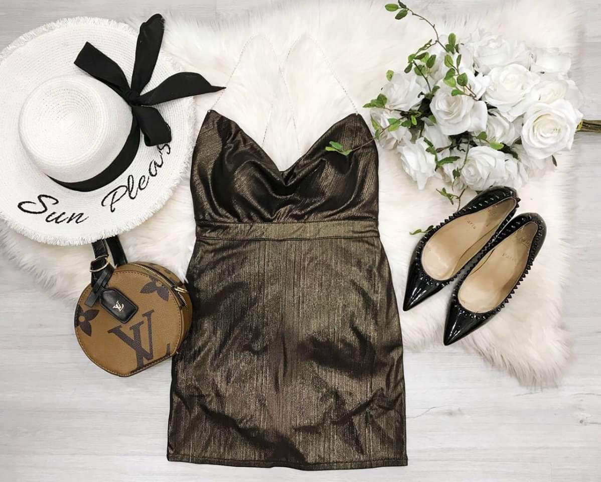 Đầm body cổ đỗ ánh bạc