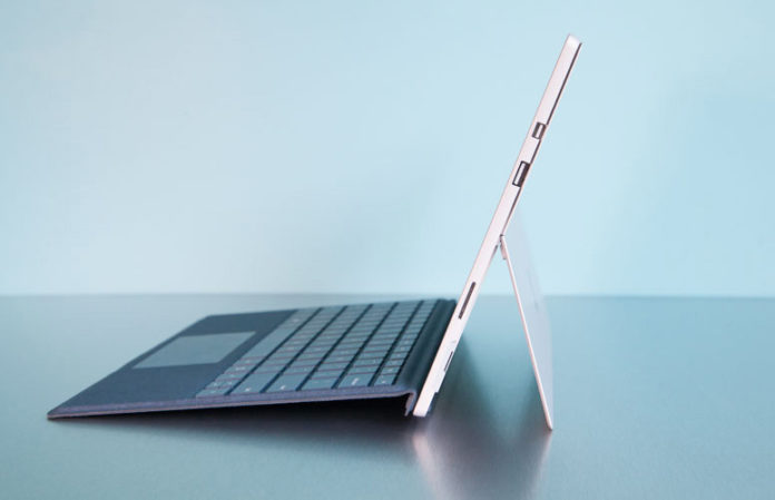 Microsoft Surface Pro 5 Nhập Khẩu Mỹ |Tặng kèm phím sạc chính hãng , Core I5 ,i7 7300U 4GB/8GB ram SSD 128GB/256GB màn hình 3K  Tại Playmobile