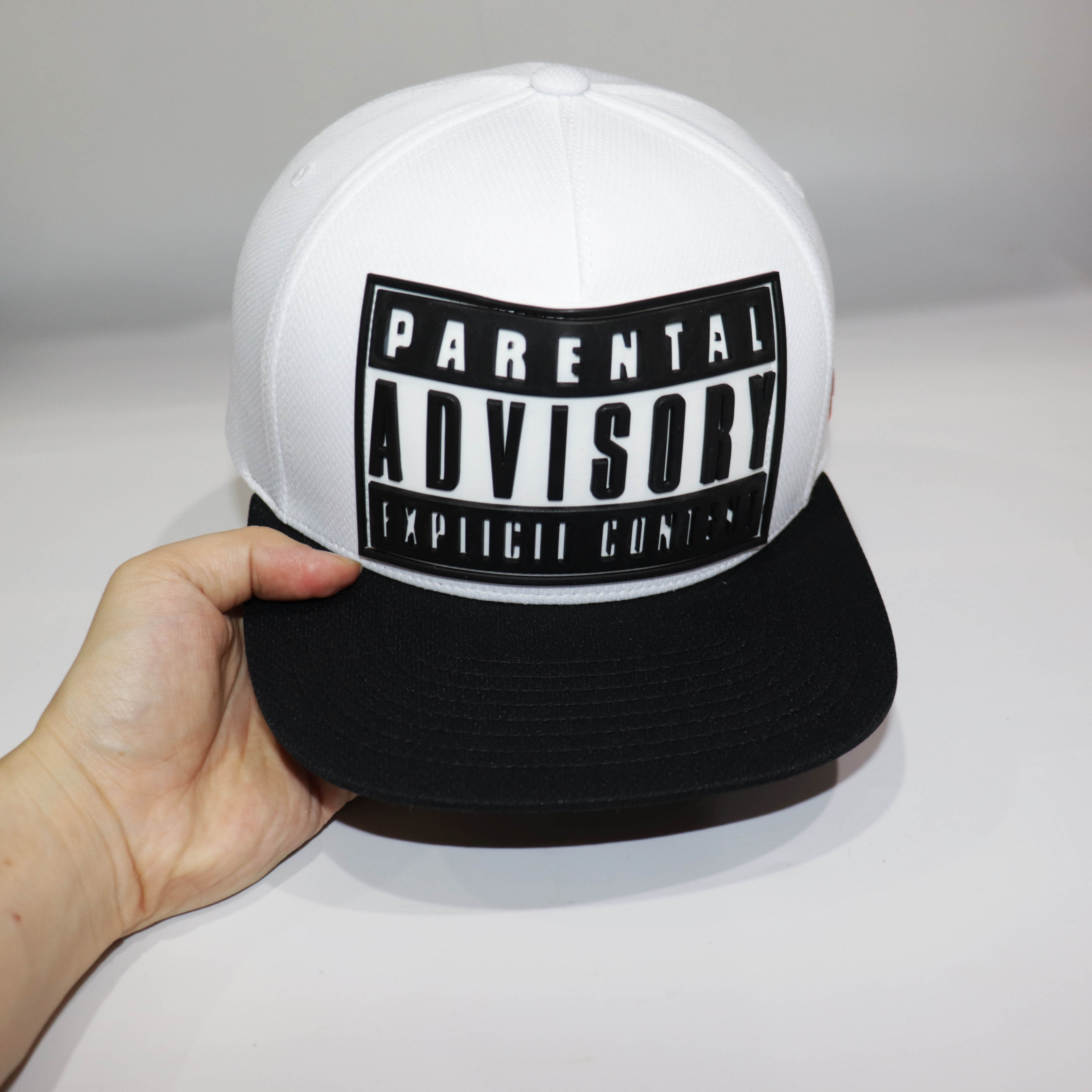 Mũ Snapback NHS ADVIS001 Trắng Kết Đen .