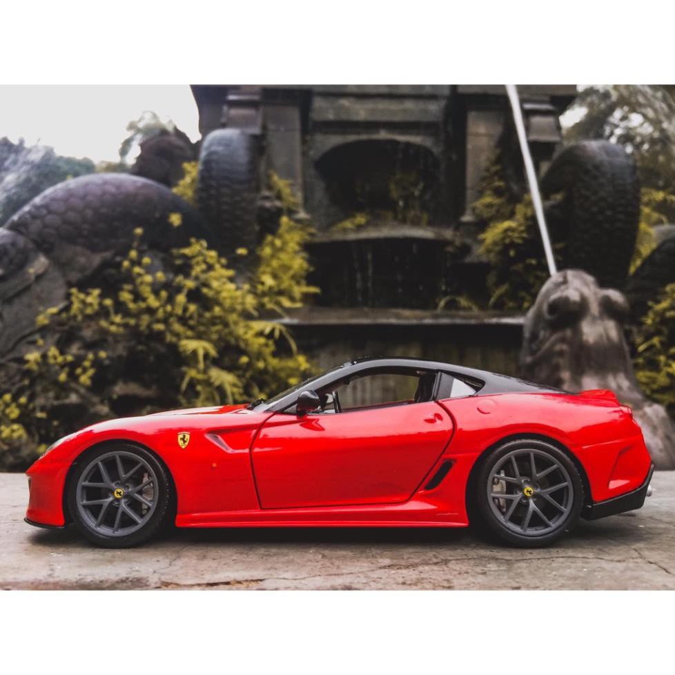Mô hình xe Ferrari 599 1:24 Bburago