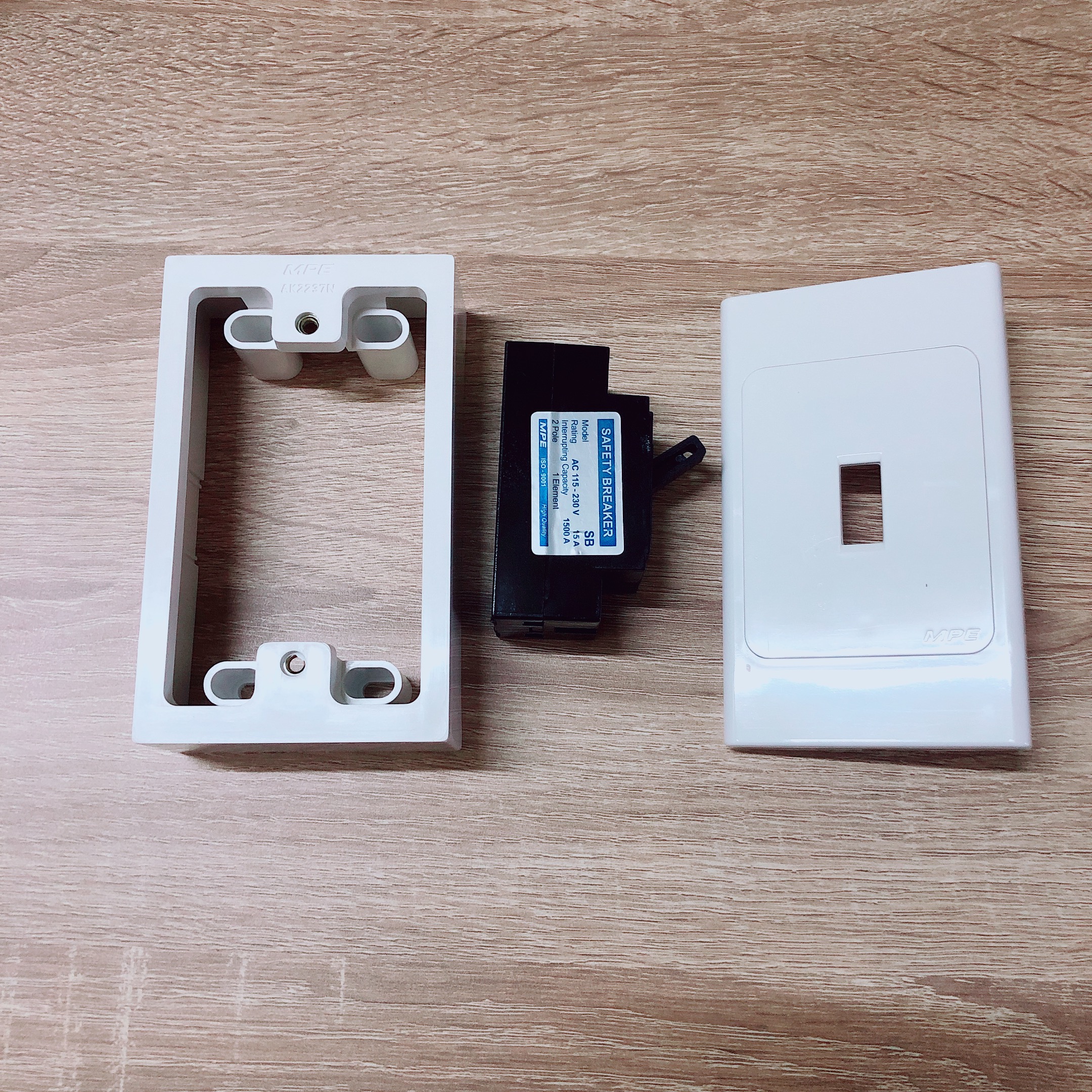 [HCM]Combo CB cóc +mặt+ đế nổi MPE