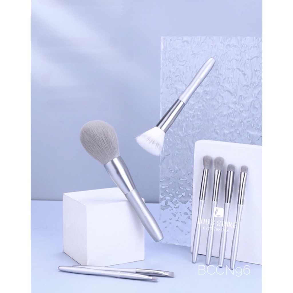 Bộ Cọ Msq Xám Bạc Bccn96 8 Cây