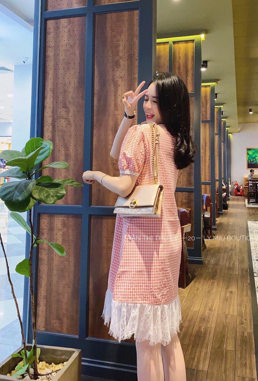 [HCM]Đầm carô suông đuôi phối ren