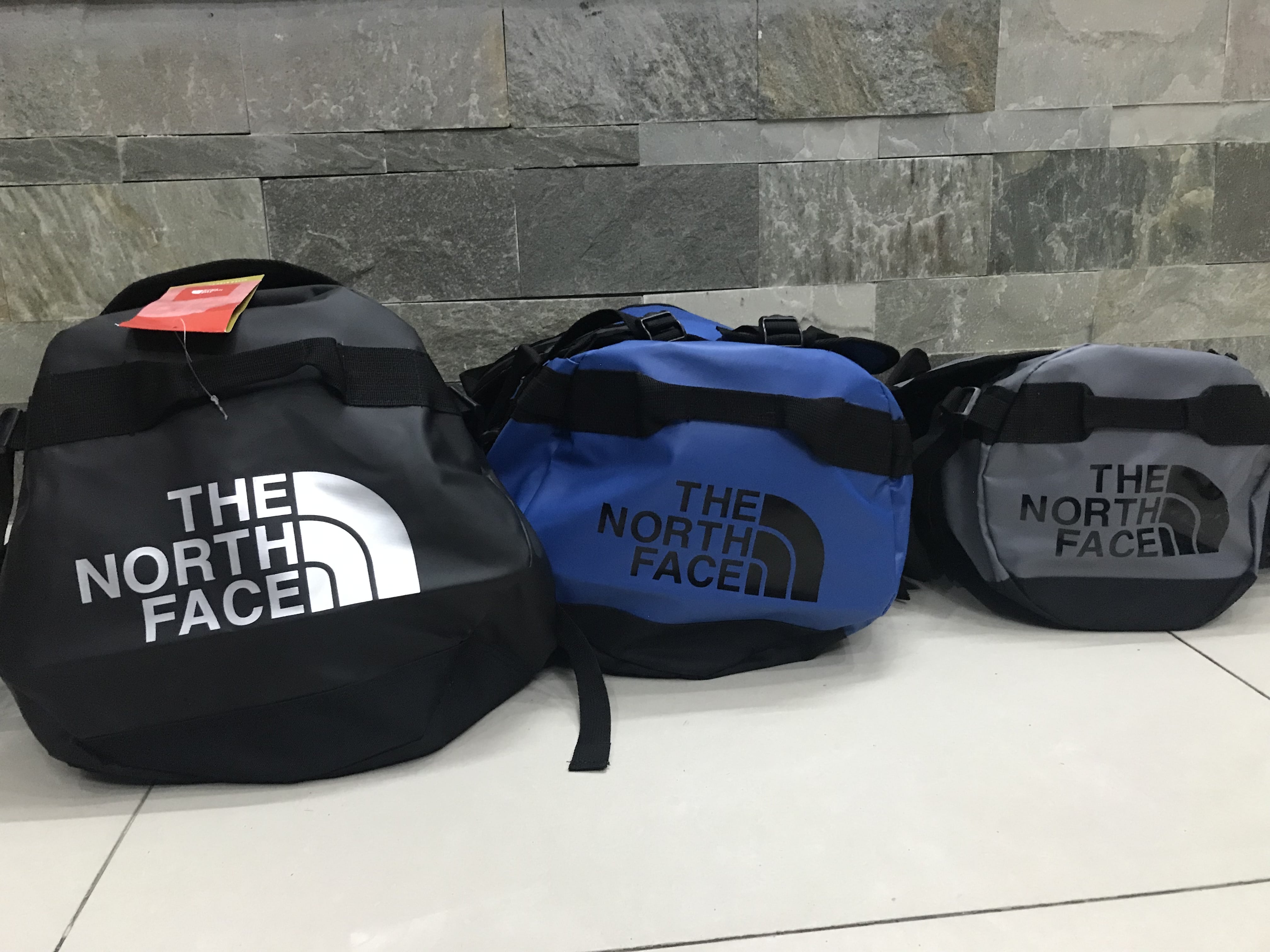 Túi The North Face Base Camp Duffel size M