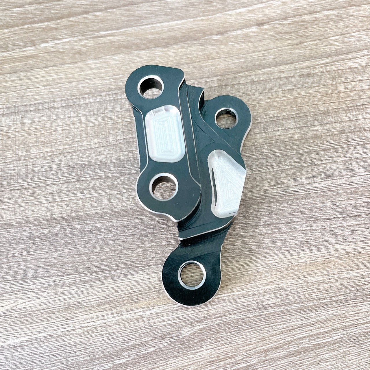 Full bộ heo dầu + ốc salaya + pát cho ex 150/155 đĩa 260/267mm