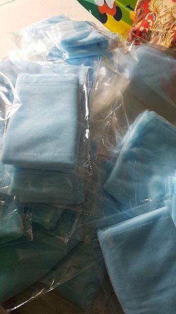 vây bàn vải voan lưới trang trí sinh nhật tiệc
