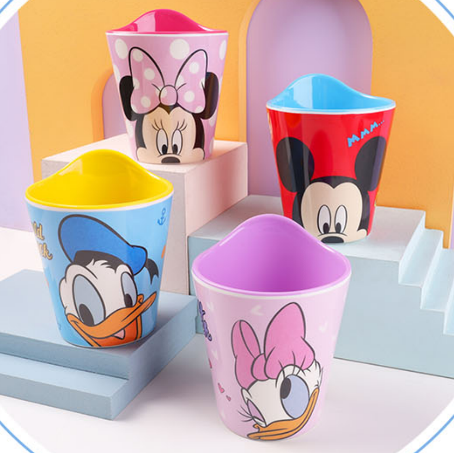 Ly Melamine 2 màu xịn xò cho bé