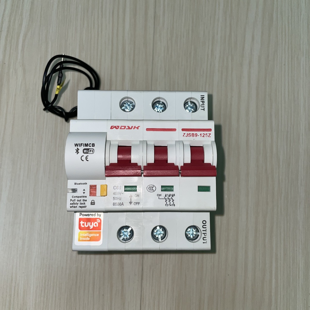Aptomat CB thông minh Wifi Tuya 3P 3 pha