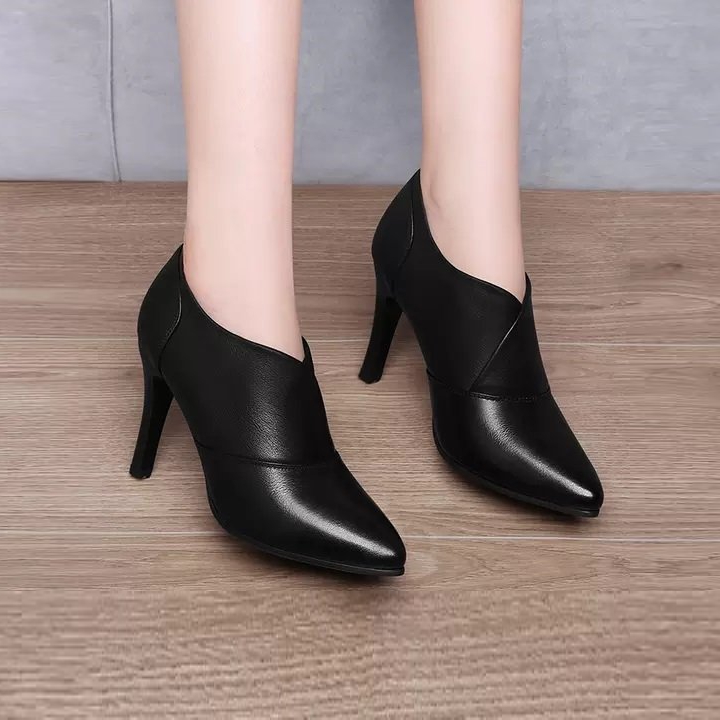 Giày boot bốt nữ cổ thấp 7 phân màu đen đẹp hàng hiệu rosata ro35