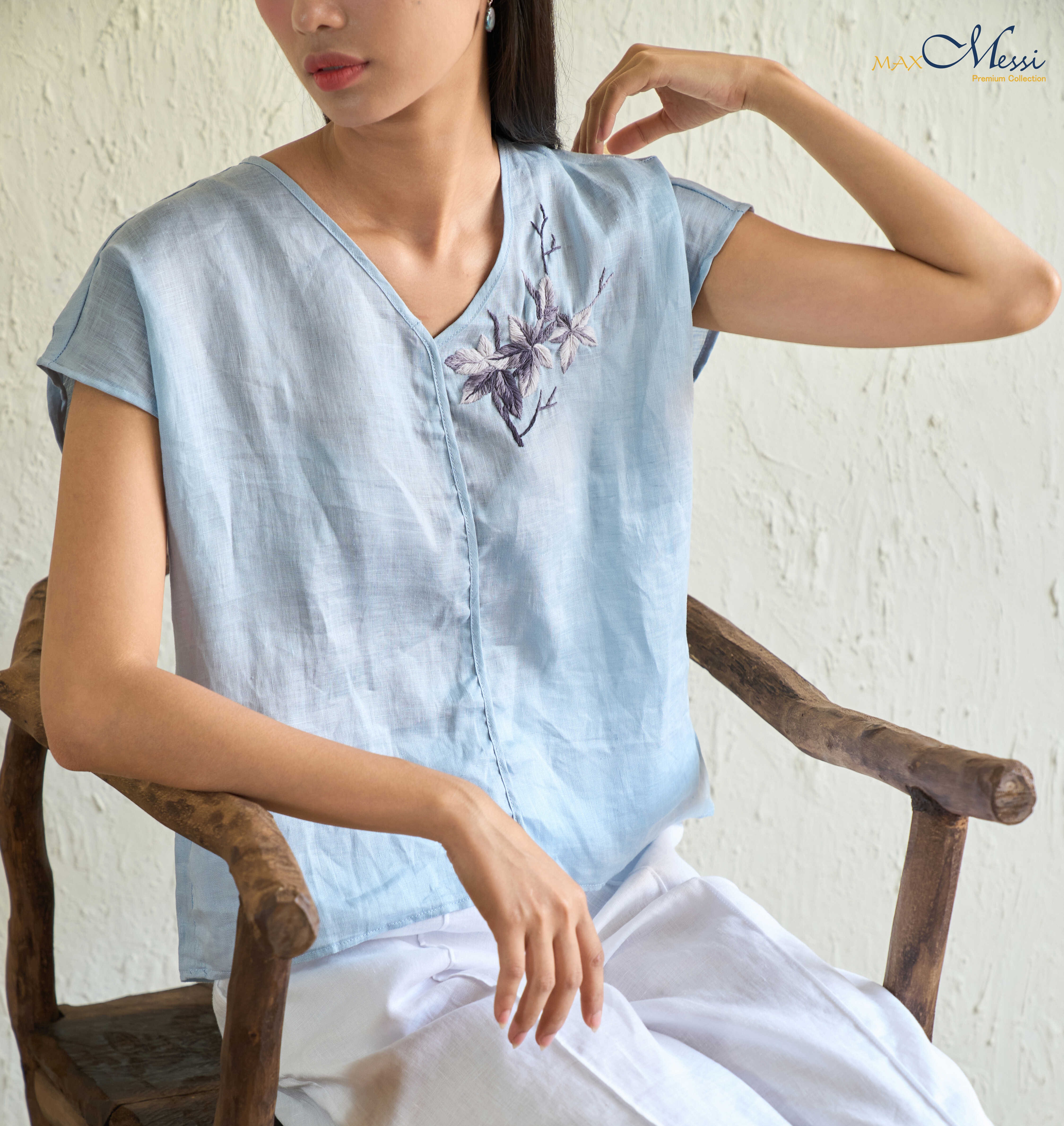 Áo top linen vai đỗ thêu tay CARA- MaxMessi