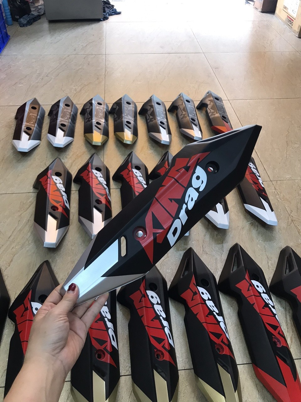 Ốp Pô Vario 2018 - 2021 Sơn AB Mẫu King Drag