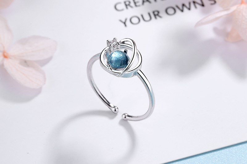 Nhẫn hành tinh xanh mặt trang ôm mặt trời