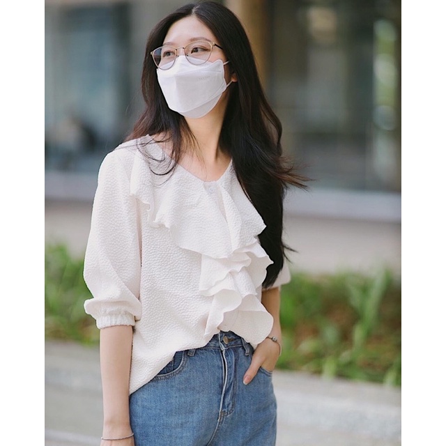Áo bèo ngực trắng Ruchan