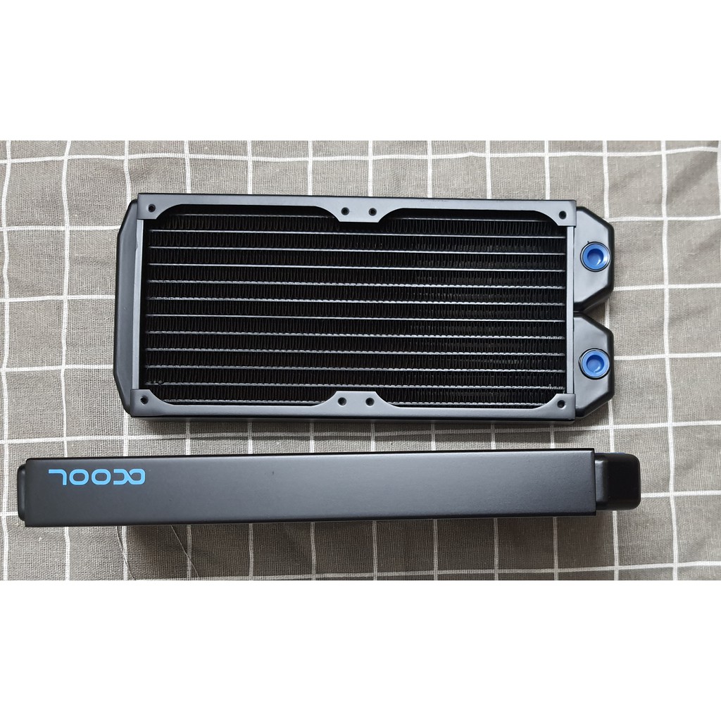 Két làm mát Radiator Alphacool ST30