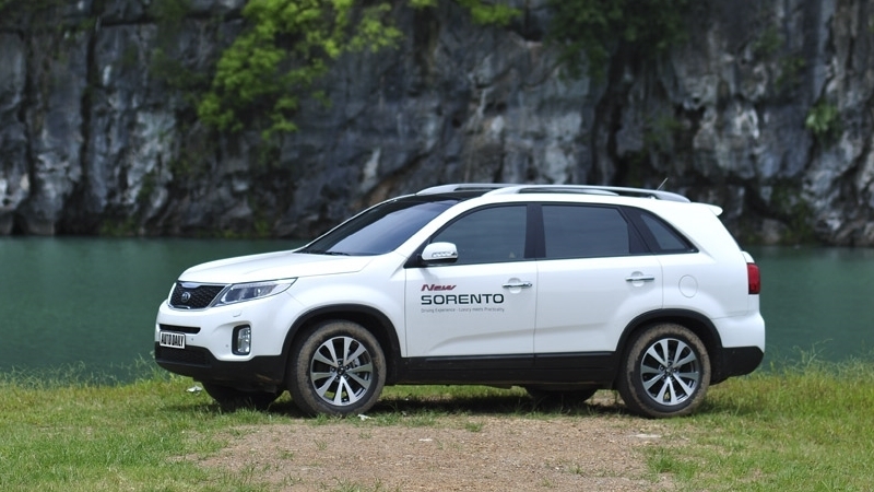 Khóa ngậm cốp sau Kia Sorento 2014-2019