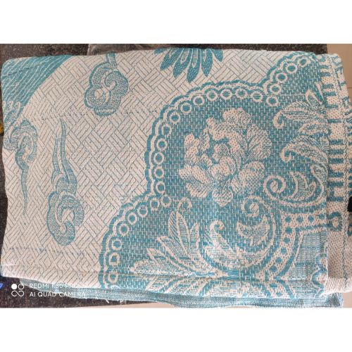 Mền chỉ thổ cẩm
