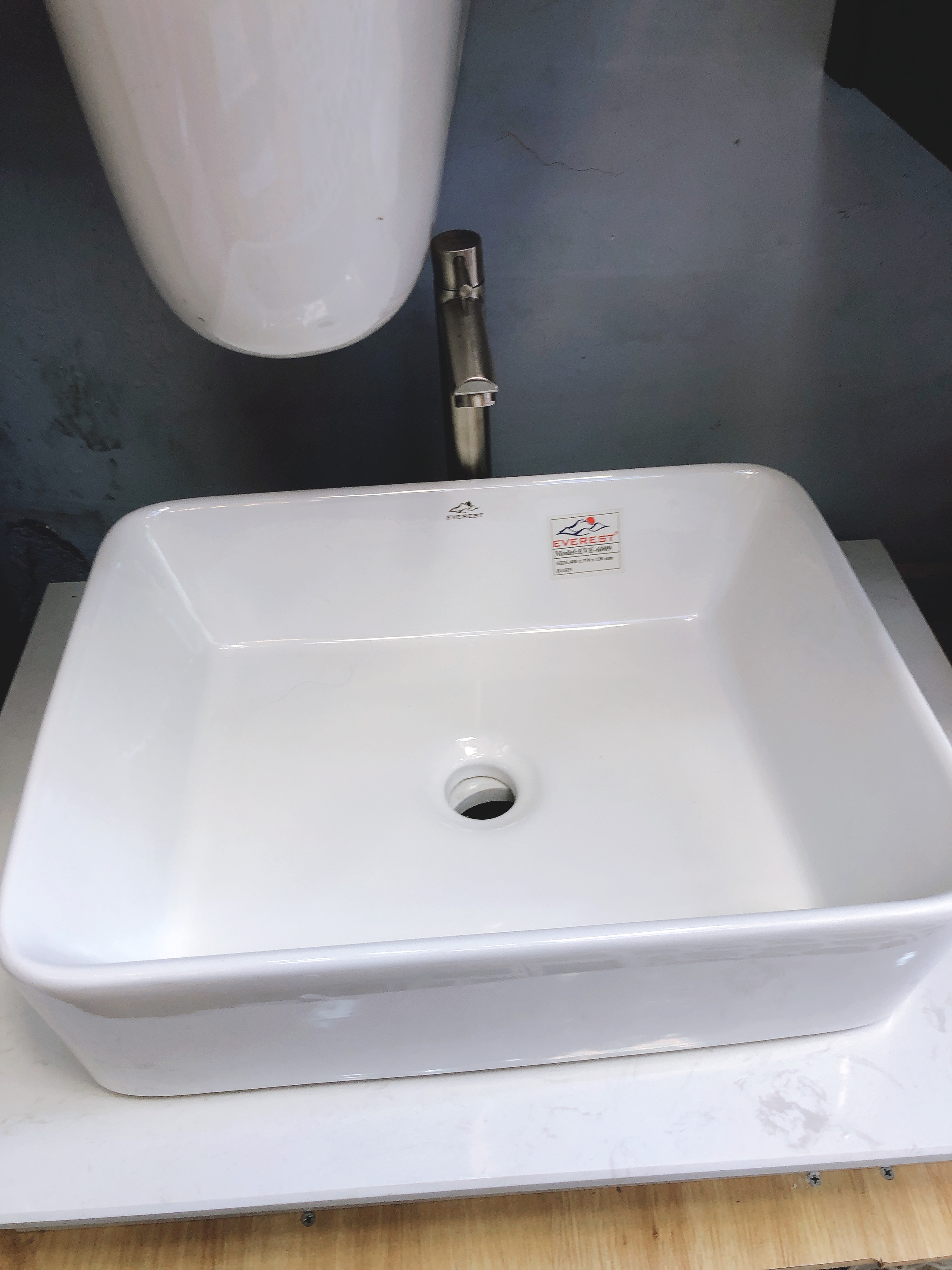 [HCM]Lavabo sứ vuông để bàn tráng men nano cao cấp