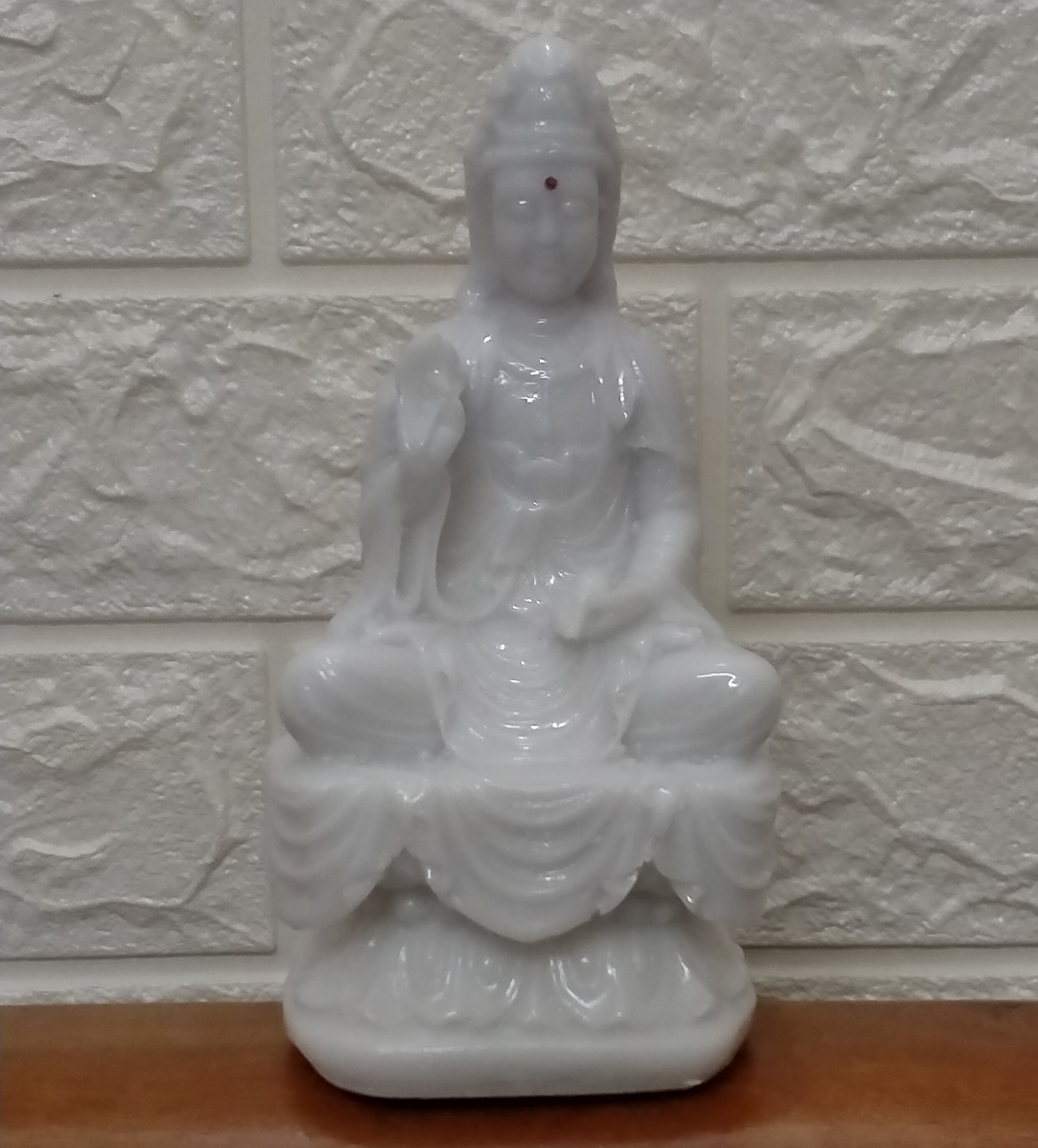 Tượng phật bà nhỏ cao 18cm ( đá trắng )
