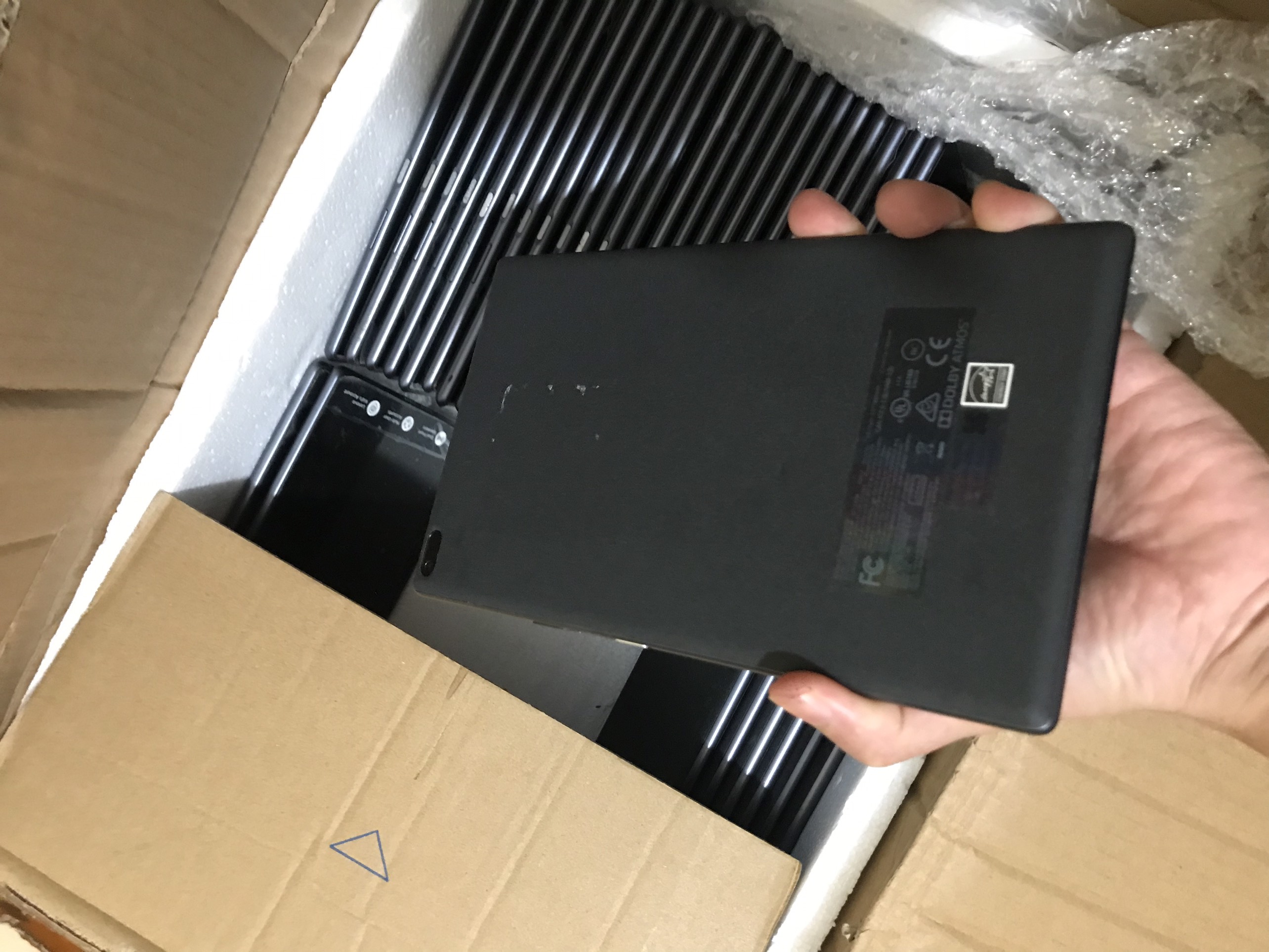 Máy tính bảng lenovo tab 4 8504F ram 2/16 android 8.1