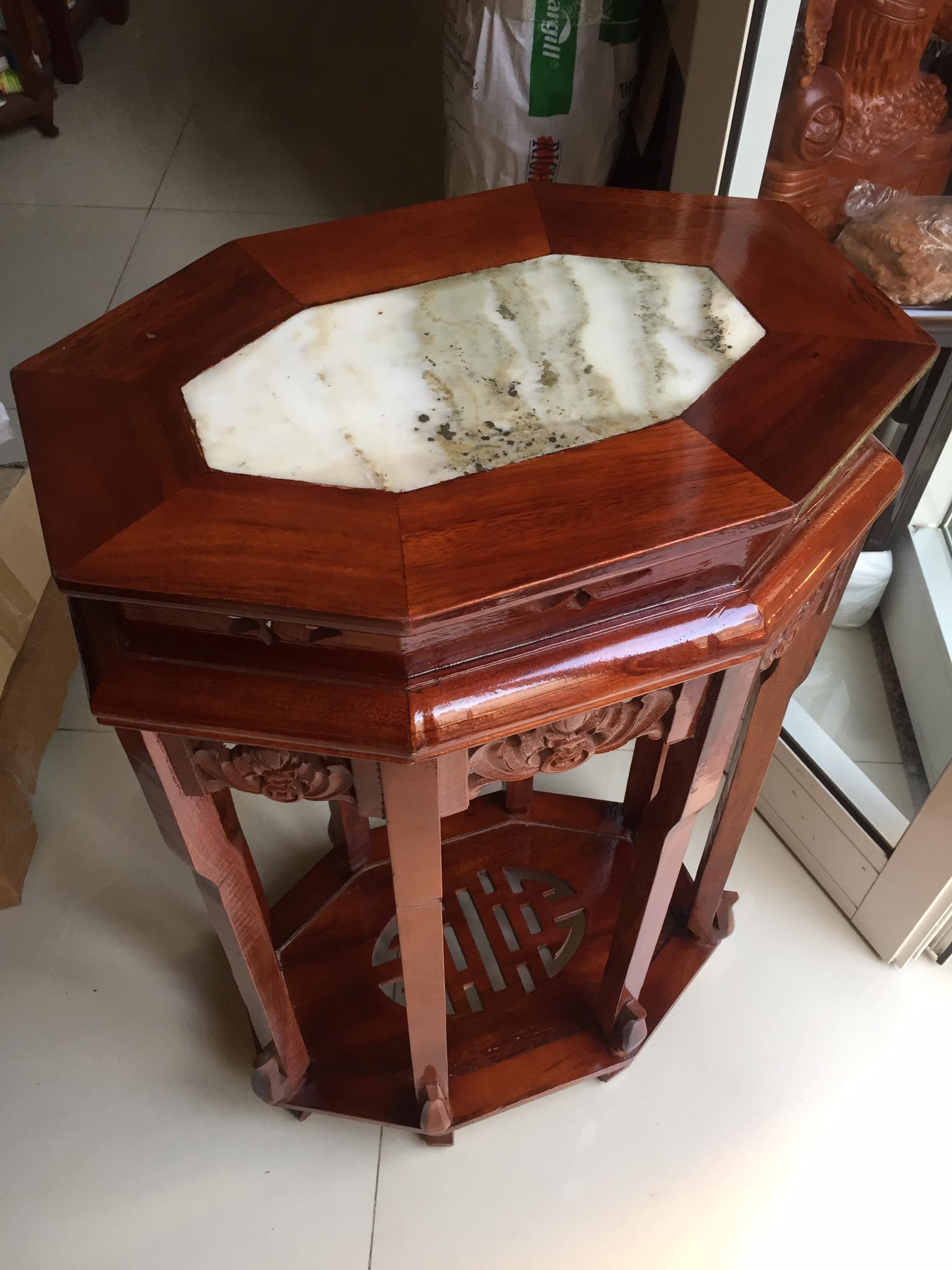 [HCM]Ghế đôn bát giác gỗ gụ cao 50cm và 60cm mặt ghế 47cm x 32cm kết hợp giữa gỗ và đá thích hợp kê tượng chậu hoa trang trí vật dụng trong nhà