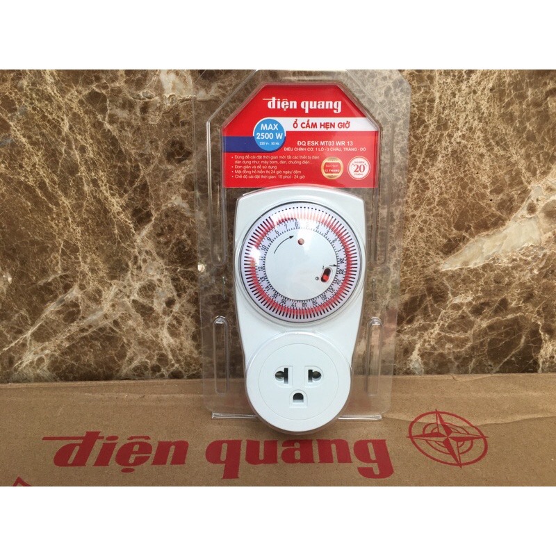 Ổ cắm hẹn giờ Điện Quang ESKMT03 (Điều chỉnh cơ, 1 lỗ - 3 chấu, trắng – đen)