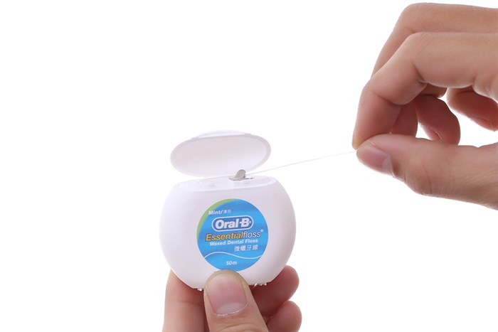 Chỉ nha khoa Oral-B Essential Floss 50m
