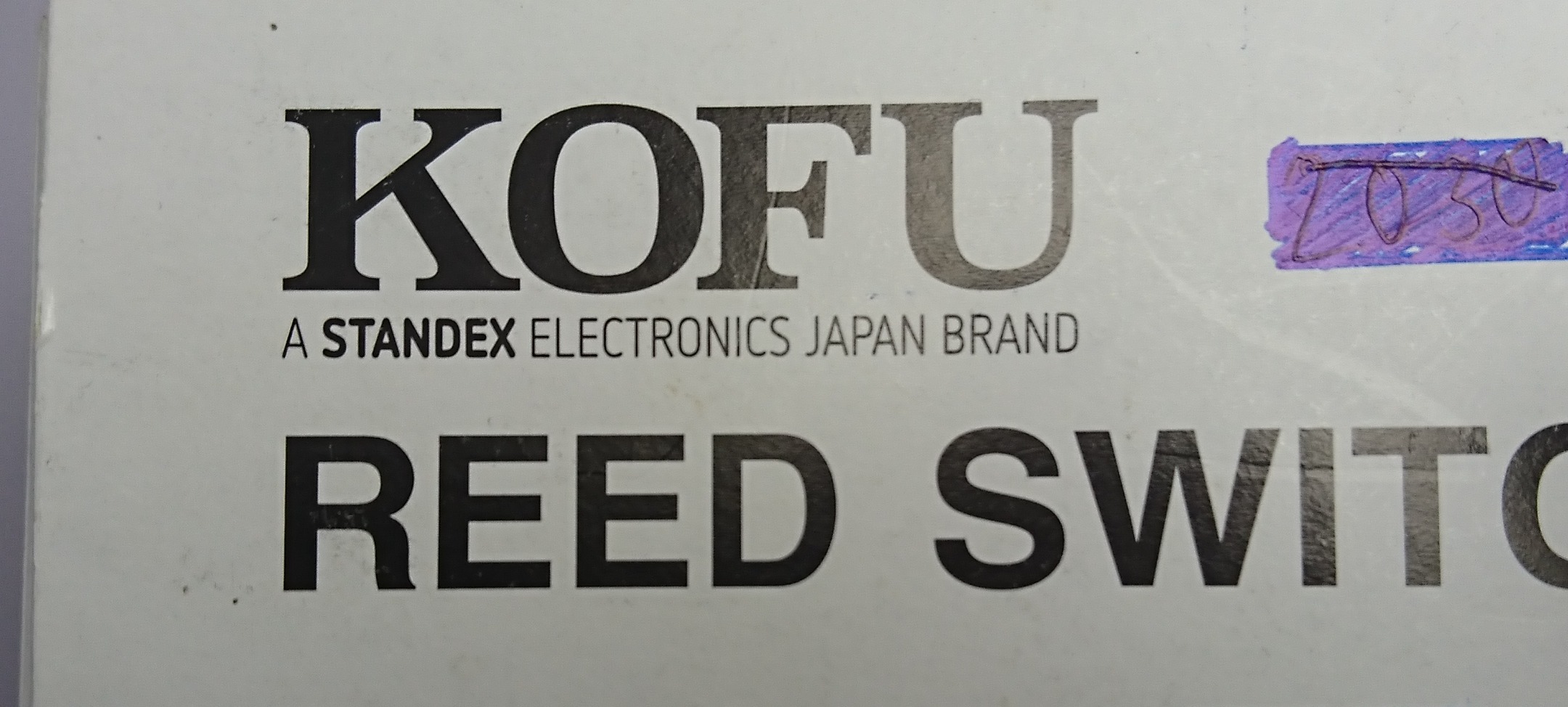 Công tắc từ trường (reed switch)