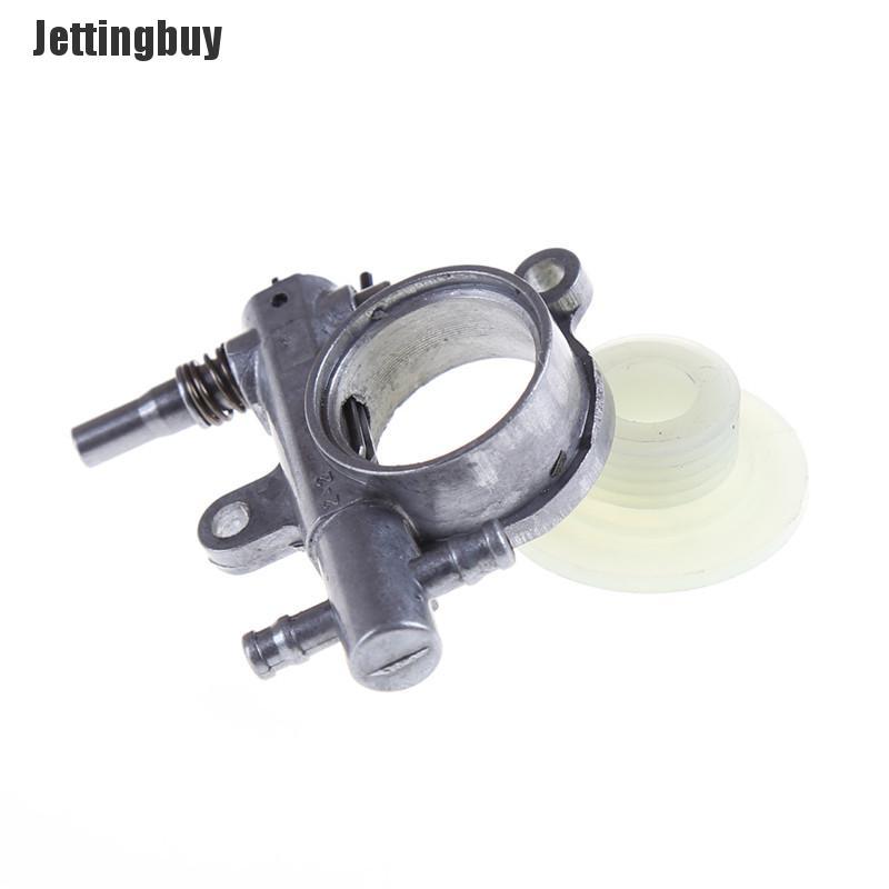 Jettingbuy 2500/3800 Chainsaw spare parts Chainsaw Oil Pump with Worm Drive Gear Tool