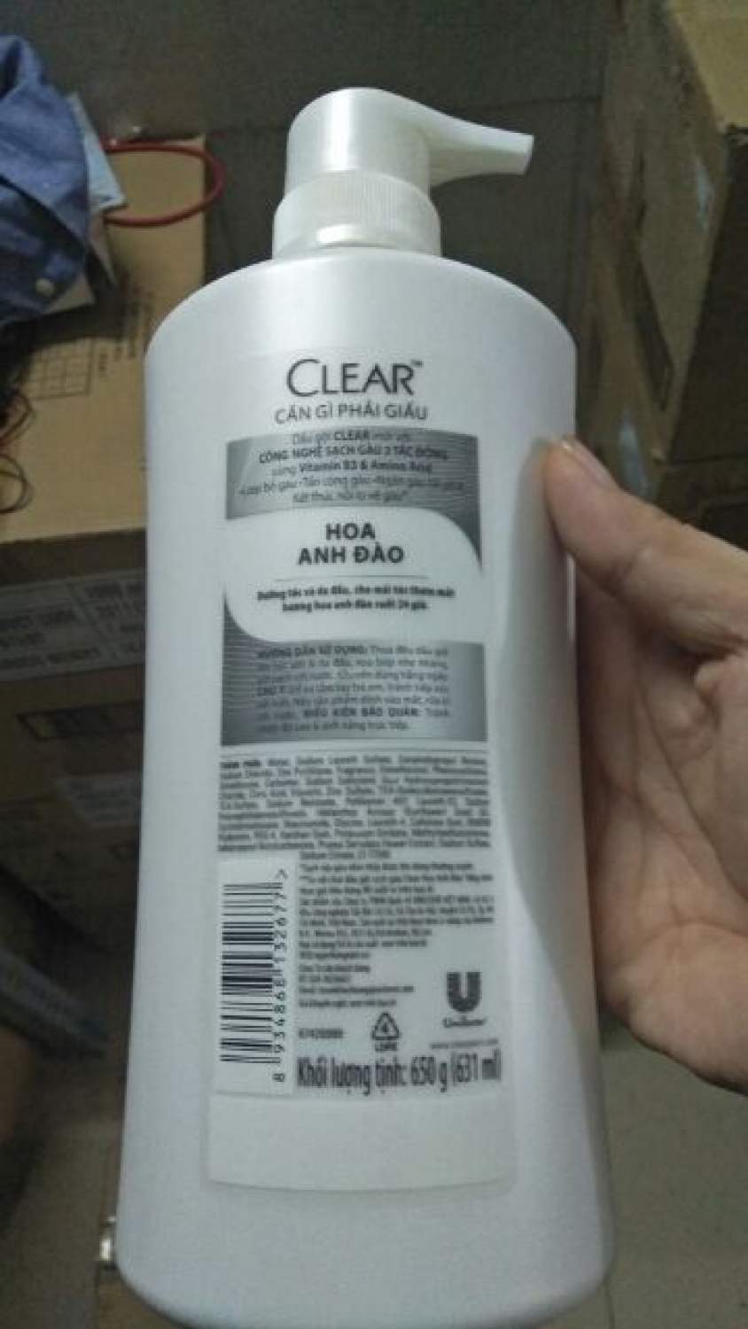 Dầu Gội Sạch Gàu CLEAR Mát Lạnh Bạc Hà (900g)