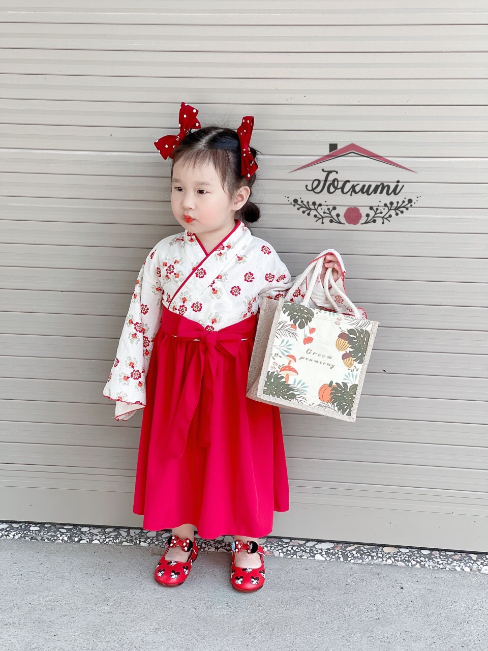 [THIẾT KẾ] KIMONO HOA ĐỎ CÁCH TÂN CHO BÉ YÊU [HÀNG ĐẸP] - Tocxumi