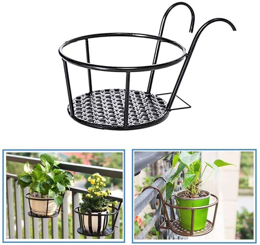 Giá sắt treo chậu hoa cho sân vườn, ban công tiện lợi