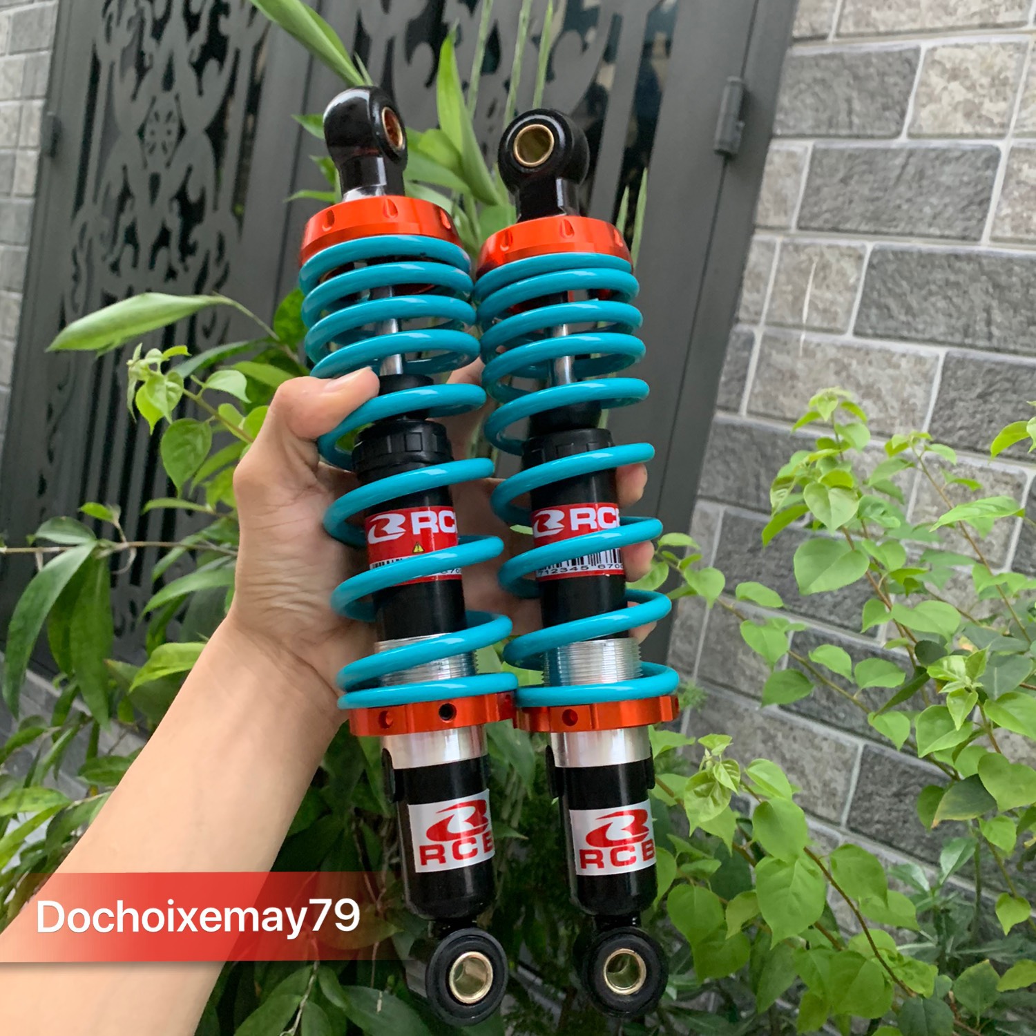 Shock Absorber after the car wave blue Nitron