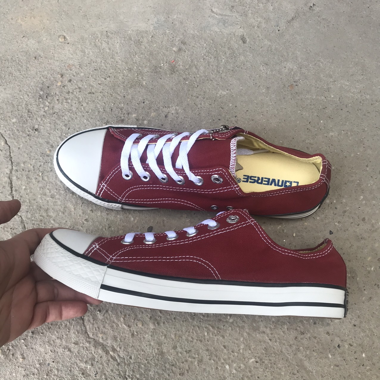 GIÀY CONVERSE MÀU ĐỎ MẬN