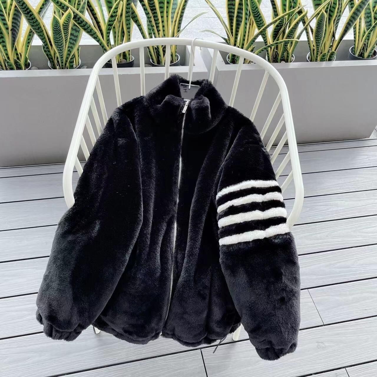 Áo khoác lông thome bốn vạch ống tay