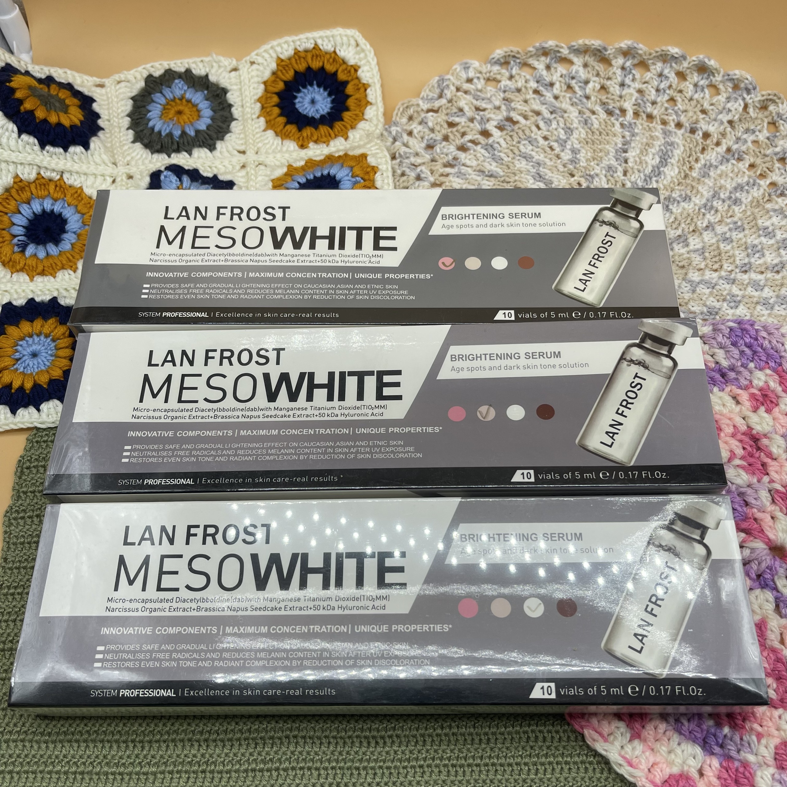 Hộp 10 ống Cấy phấn Meso White