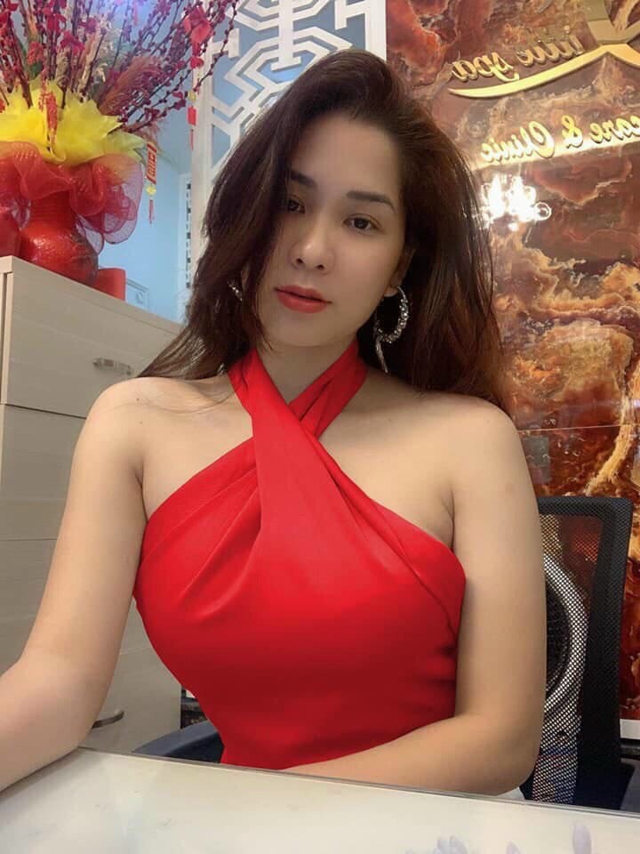 Áo kiểu nữ phối chéo cổ chất phi lụa mềm cực sàn chảnh sexy