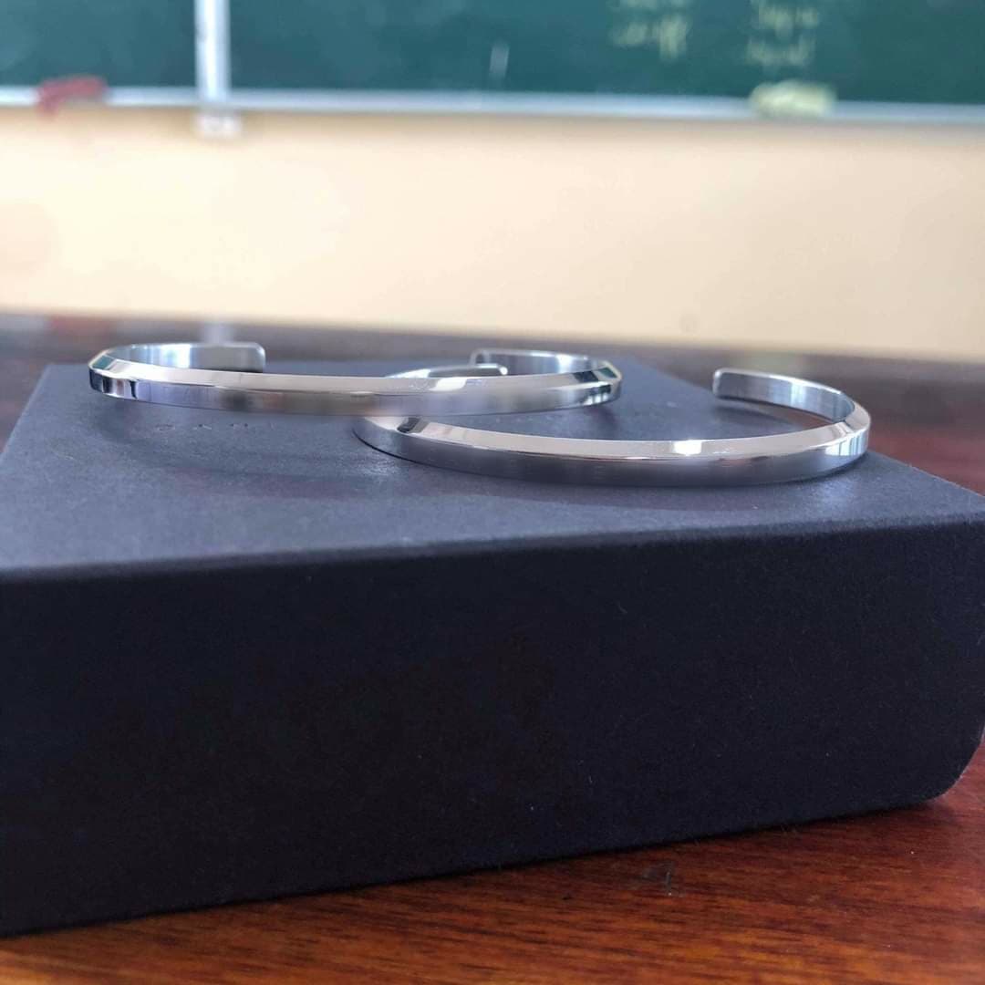 [HCM]Vòng Tay Cuff Ver 1 No box