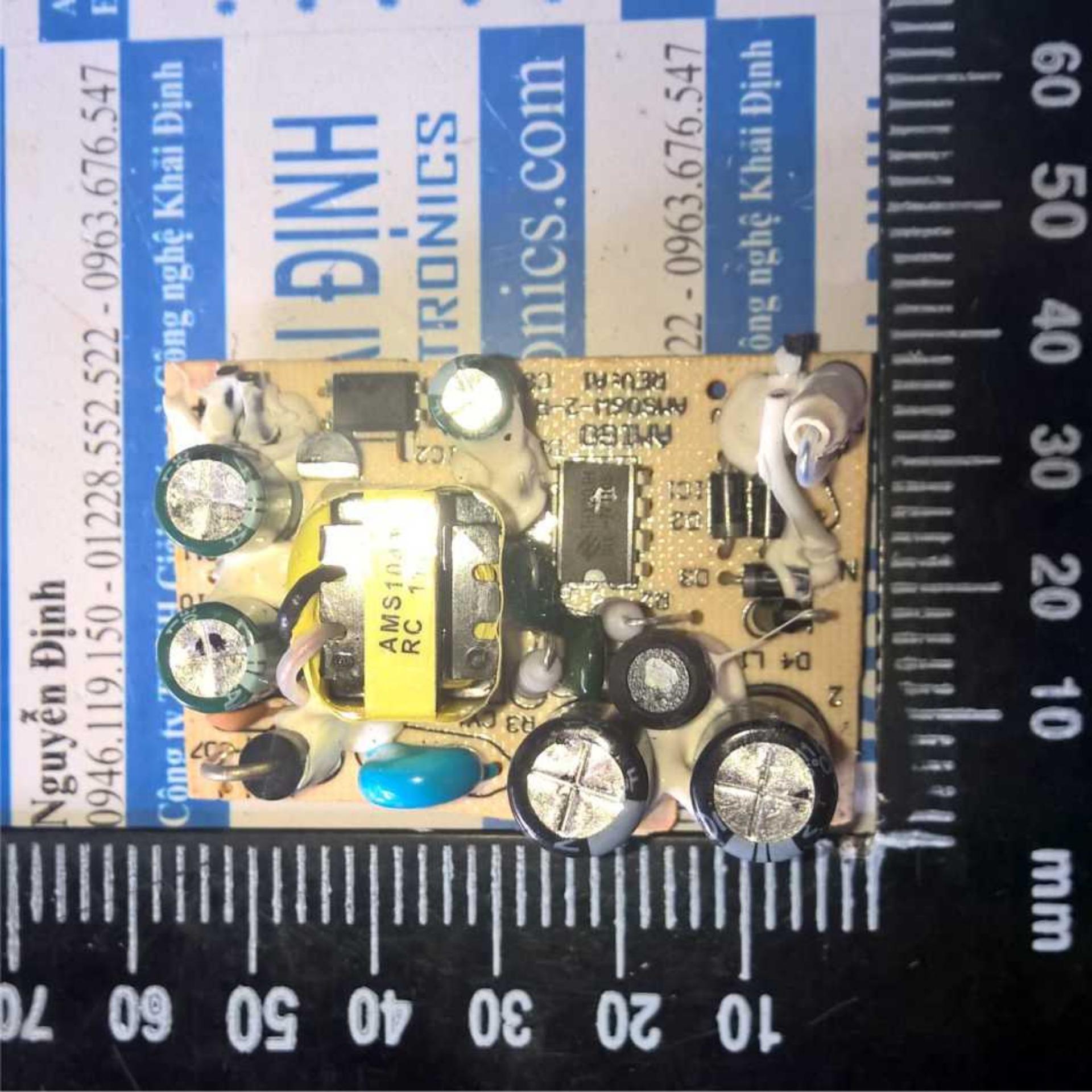 2 cái nguồn Adapter 5V 2A không vỏ kde1626