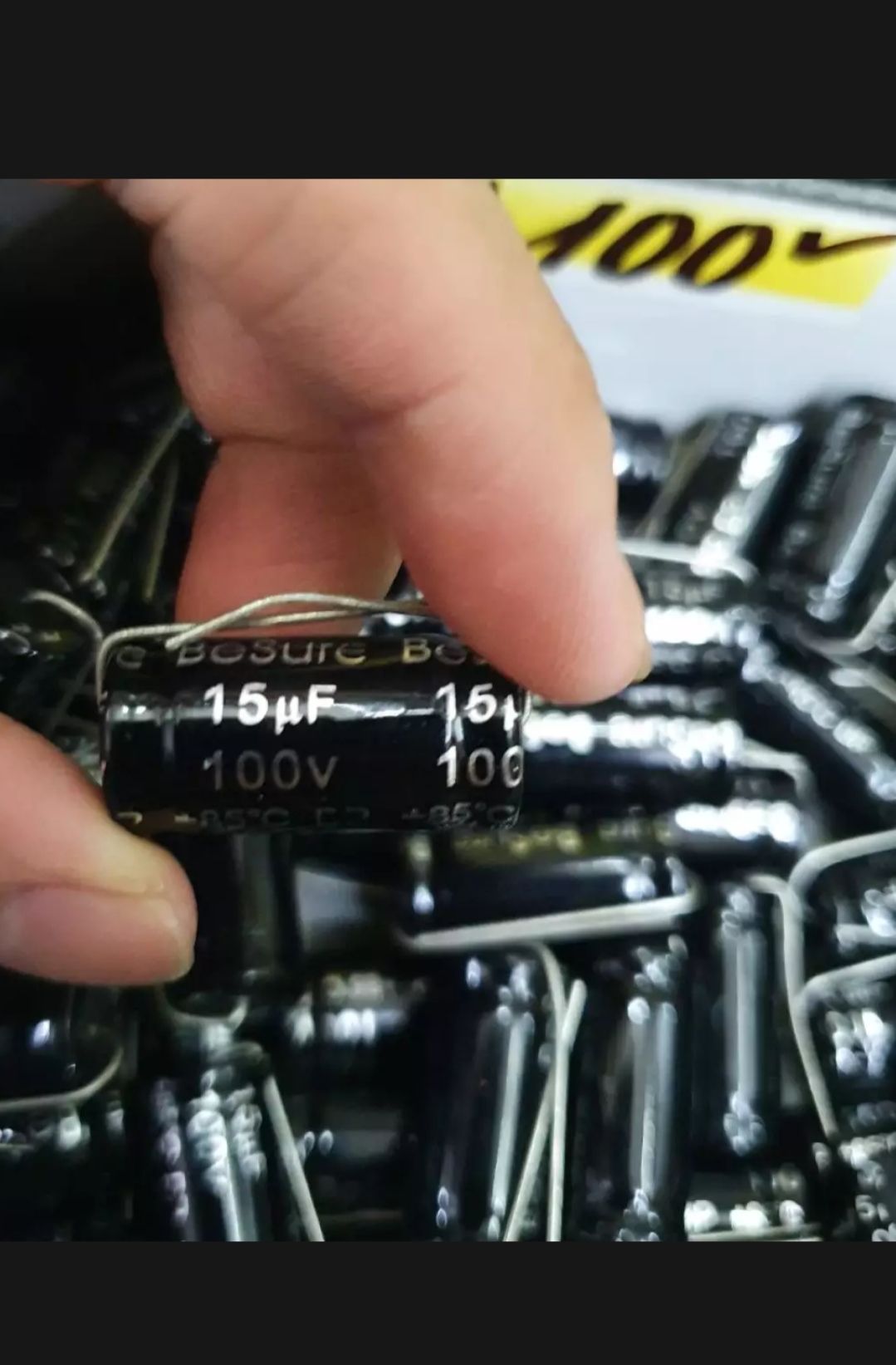 10 Tụ loa 2 đầu 15uf 100v
