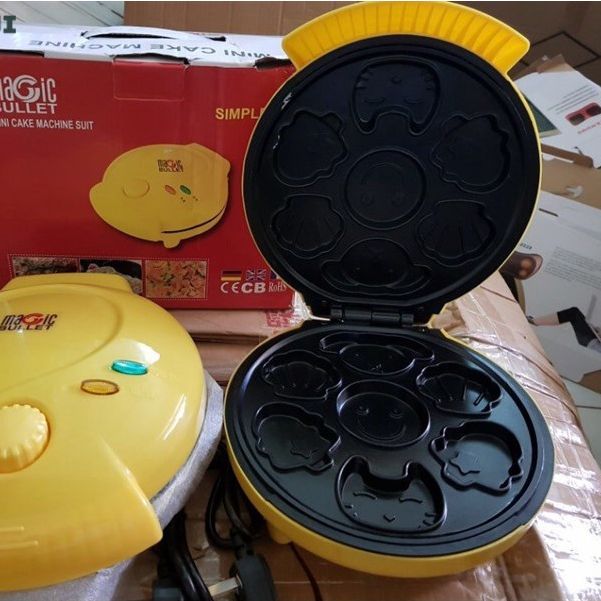 Máy làm bánh hình thú công suất 1000W