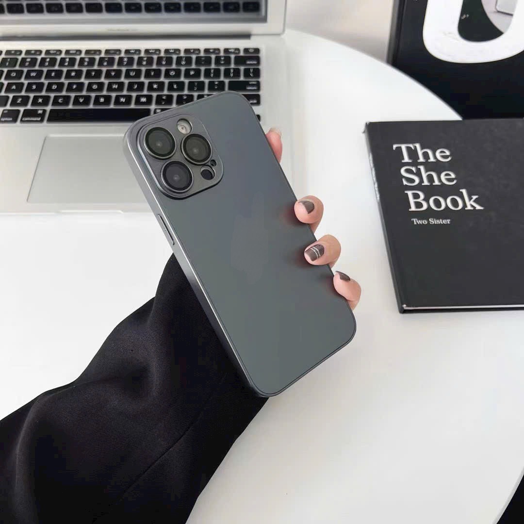 Ốp Likgus lưng nhám giả thép độ lên iphone 15 pro max