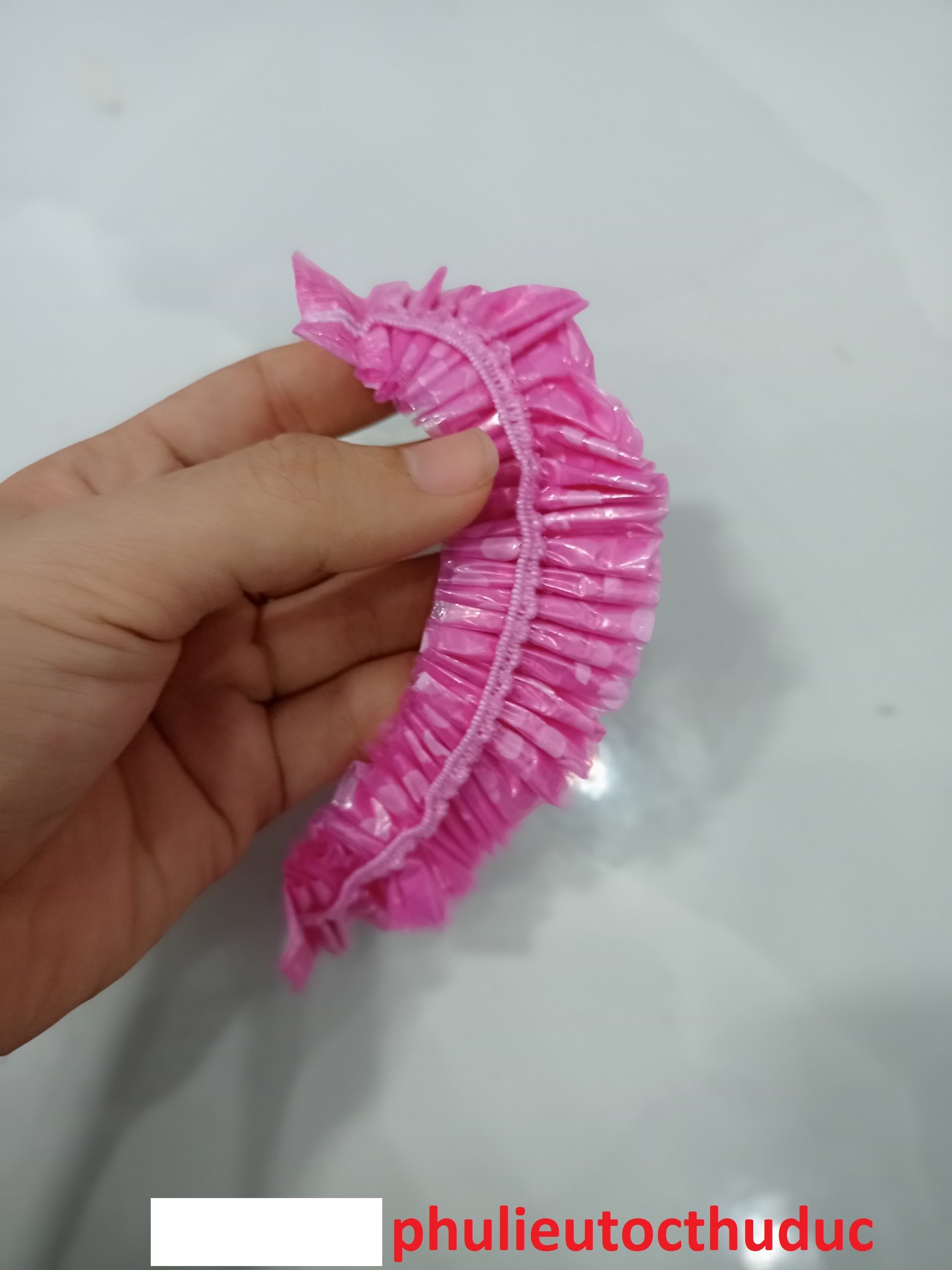 1 nón trùm đâu dùng để ủ tóc - phulieutocthuduc