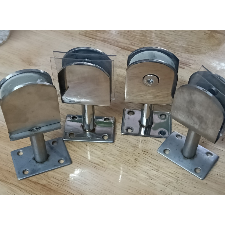 Kẹp đỡ tay vịn /tay thẳng kẹp kính đỡ tay vịn cầu thang