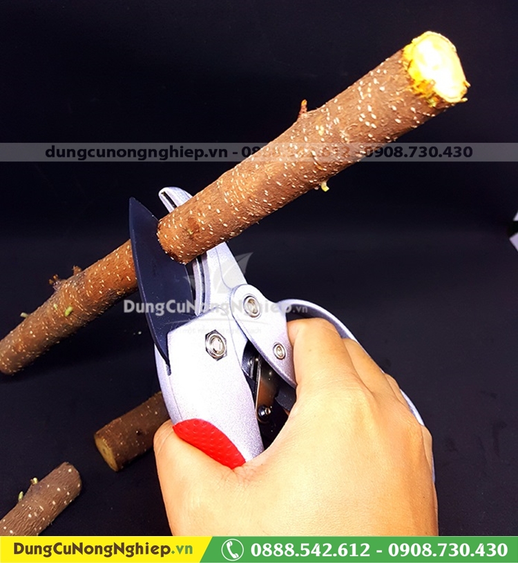 Kéo cắt cành lưỡi thép Carbon cao cấp