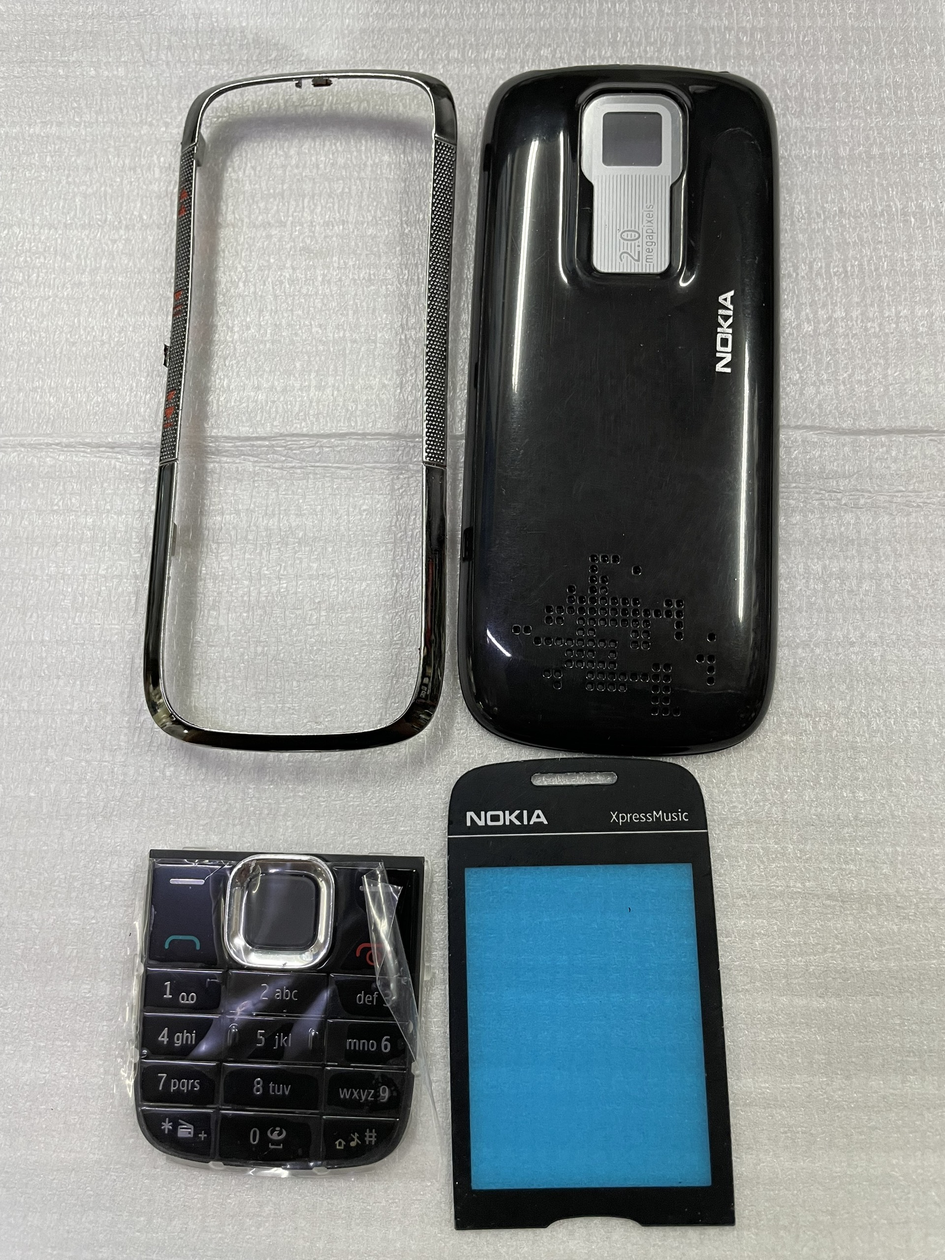 Vỏ Điện thoại Nokia 5130 Không sườn có phím